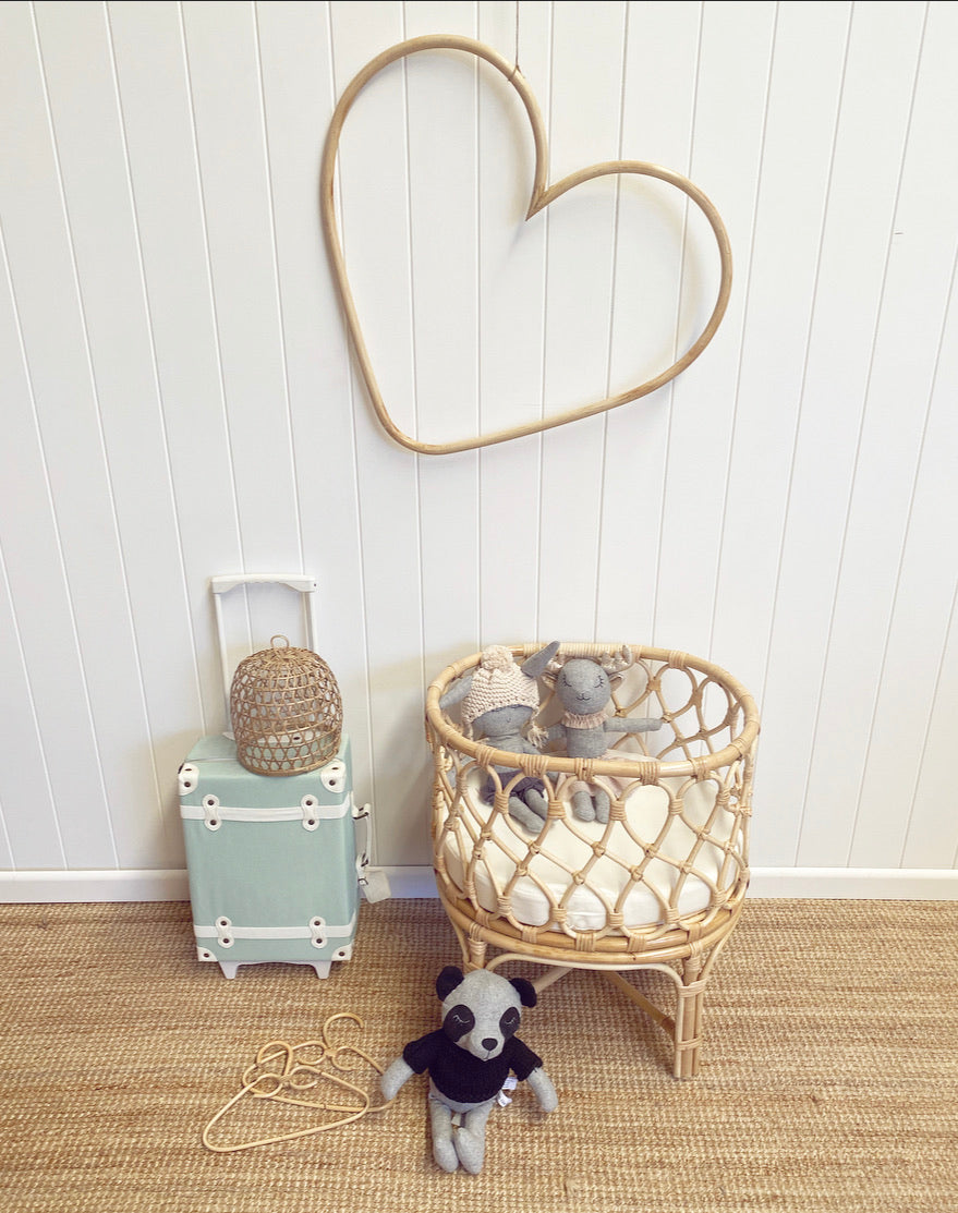 Mia Doll Bassinet