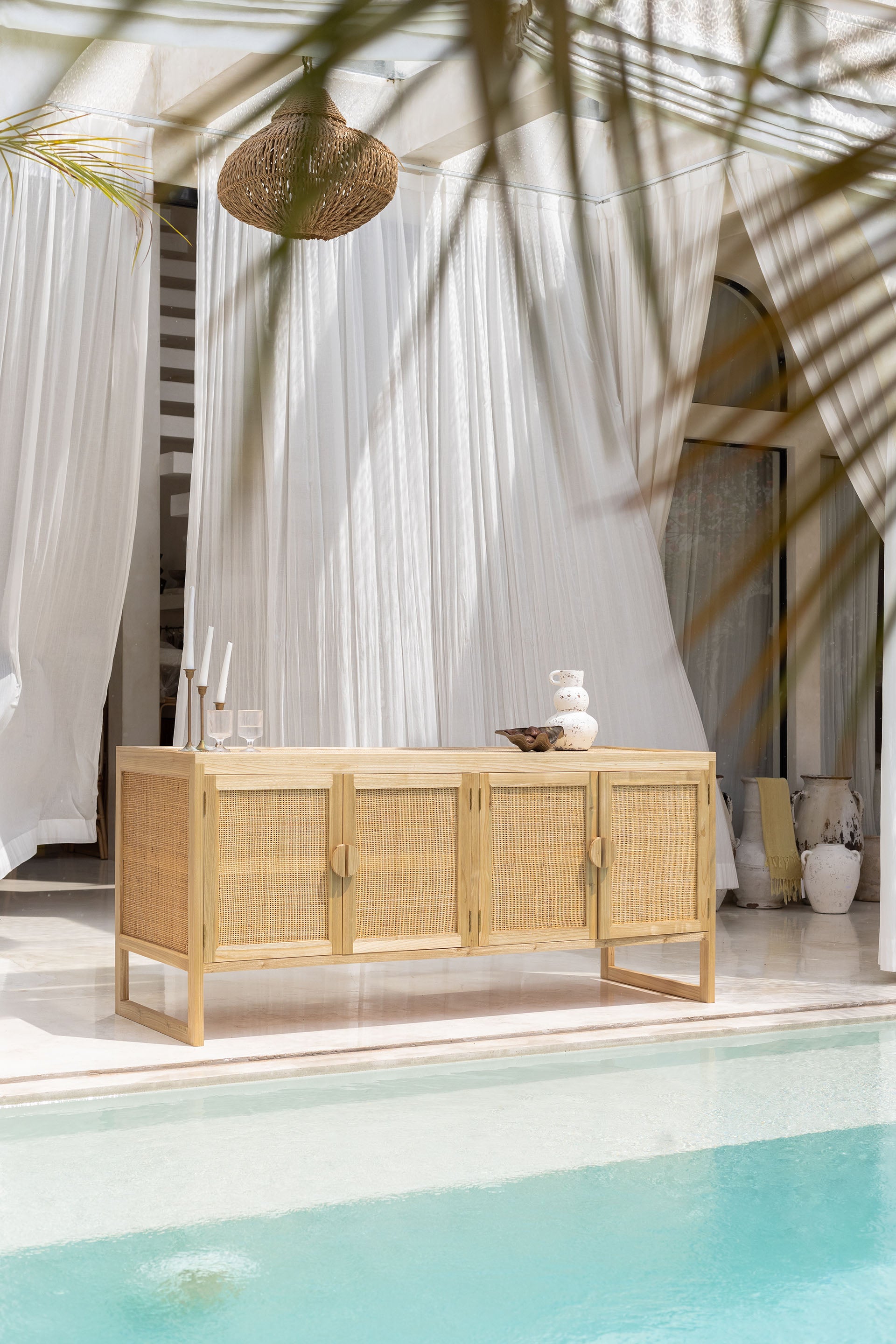 Winnie Buffet IN STOCK