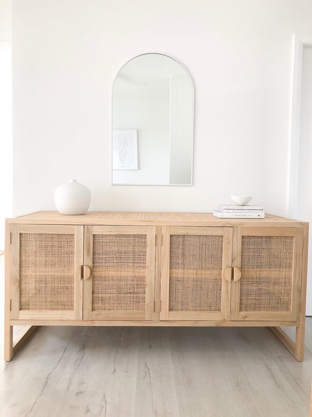 Winnie Buffet IN STOCK