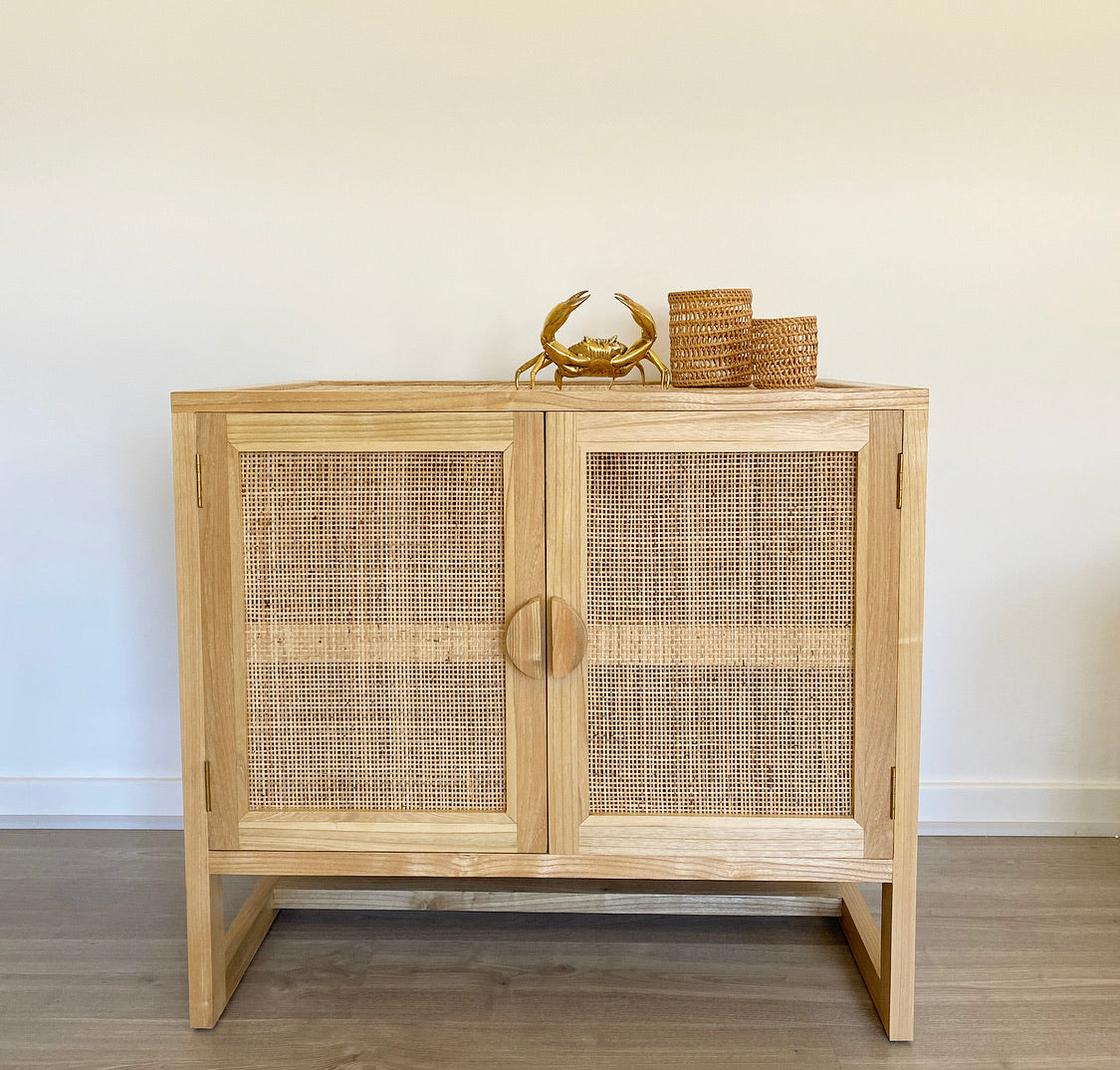 Winnie Buffet IN STOCK
